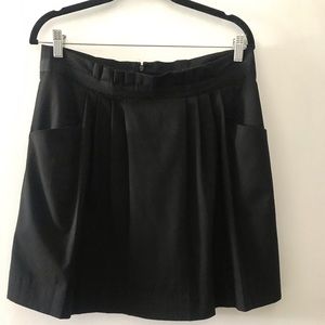 Gap front pleat mini